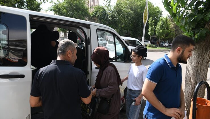 Bismil belediyesi YKS öğrencilerine servis hizmeti verdi