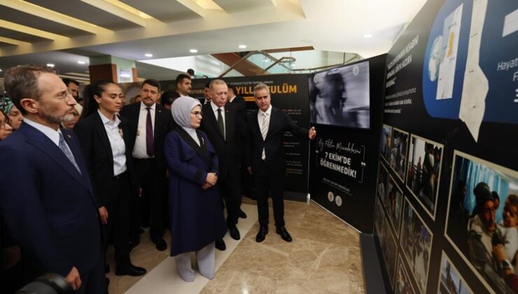 Cumhurbaşkanı Erdoğan, Filistin sergisini gezdi