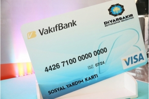 Sosyal kart sahibi dezavantajlı ailelere destek ödemelerini yaptı