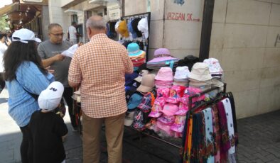 Kavurucu Güneş Şapkacılara yaradı