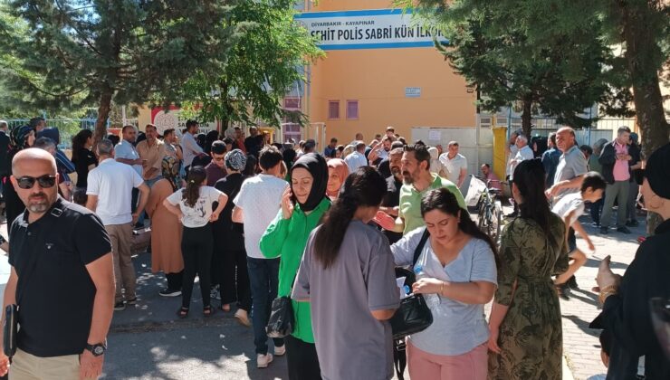 Diyarbakır’da LGS sınavı başladı