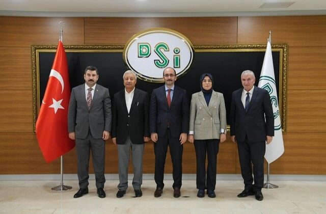 Viranşehir’de  254 bin 130 dekar tarım arazisi suya kavuşuyor