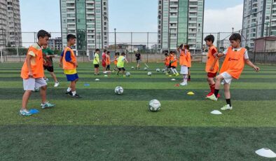 Ücretsiz Yaz Spor Okulları 2 bin 750 çocuğun katılımıyla başladı