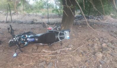 Devrilen motosikletin sürücüsü öldü