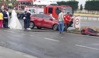 Gelin ve damat kaza yaptı: 5 yaralı
