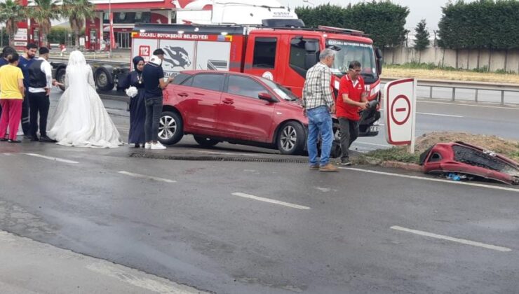 Gelin ve damat kaza yaptı: 5 yaralı