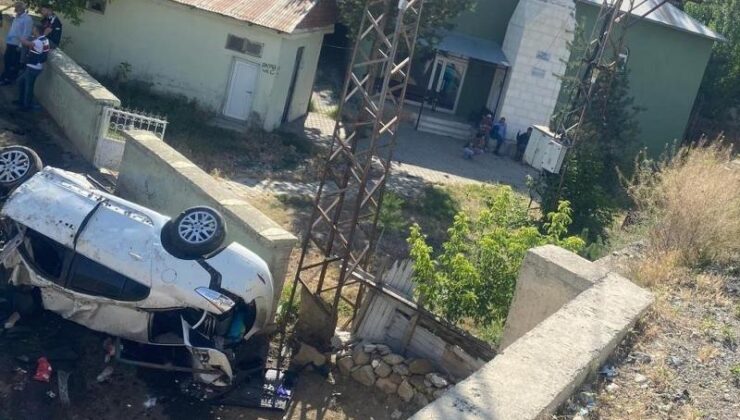 Horasan’da feci kaza: 3 ölü, 4 yaralı