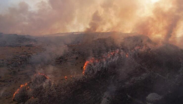Adıyaman’da orman yangınına müdahale sürüyor