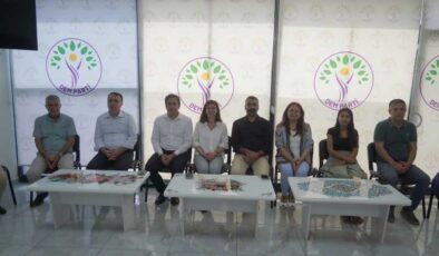 Diyarbakır Eş Başkanları DEM Partiyi ziyaret etti