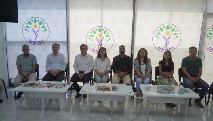 Diyarbakır Eş Başkanları DEM Partiyi ziyaret etti