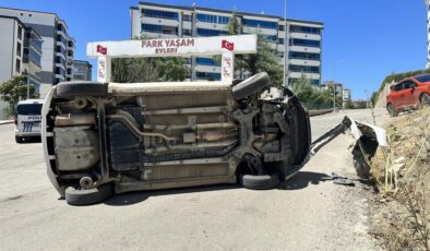 Emniyet kemeri sayesinde yara almadan kurtuldu