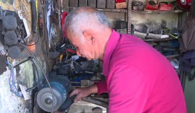 Mahmut Usta, 60 yıldır bisiklet tamiriyle çocukları sevindiriyor