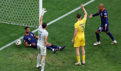 Hollanda, çeyrek finale yükseldi