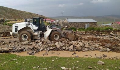 Iğdır’da köyler sel suları altında