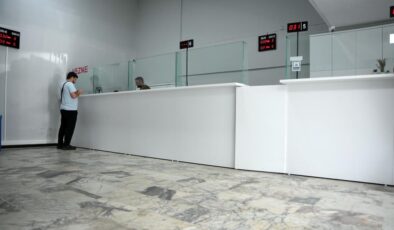 İkinci el otomobil satışları durdu, noterler boş kaldı