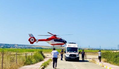 Kulp’ta ambulans helikopter kalça kemiği kırılan 79 yaşındaki hasta için havalandı