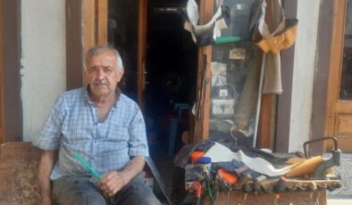 Kahramanmaraş’ta yarım asırlık top tamircisi