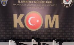 Kargo ile kaçak silah sevkiyatına darbe