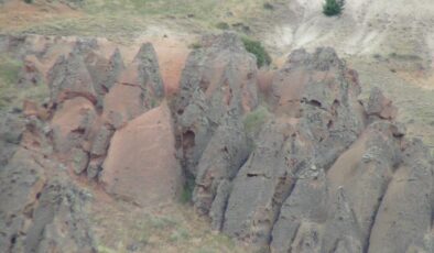 Kars’ın ‘peri bacaları’ görenleri hayran bırakıyor