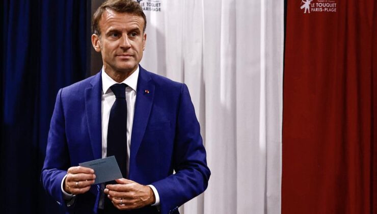 Macron: “Aşırı sağa tek bir oy bile verilmemeli”