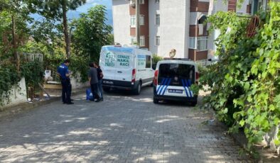 Mahalledeki kötü kokunun sebebi ceset çıktı