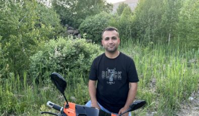 Nemrut’ta ayılar motosikleti parçaladı