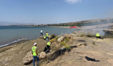 Van gölü kıyılarında büyük temizlik başladı
