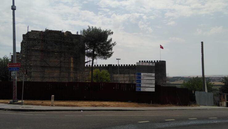 Vatandaşlar Keçi Burcu’nun bir an önce ziyarete açılmasını istiyor