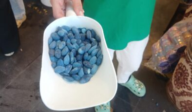 İkramlık badem şekeri ücretsiz, kilogramı 330 TL