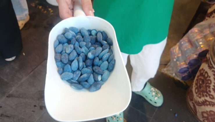 İkramlık badem şekeri ücretsiz, kilogramı 330 TL