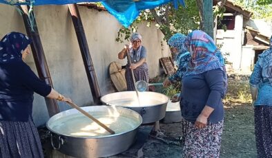 Asırlık gelenek köy kadınları tarafından yaşatılıyor