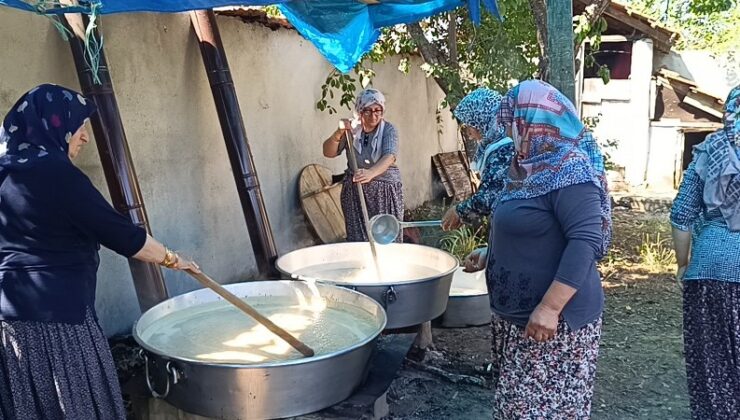 Asırlık gelenek köy kadınları tarafından yaşatılıyor