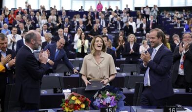 Avrupa Parlamentosu Başkanlığına yeniden Metsola seçildi