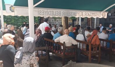 Dengbêj Evine 3 ayda 70 bin ziyaretçi