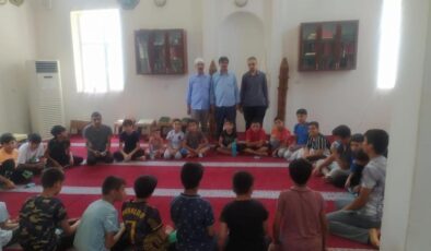 Dicle’de bin 700 öğrenci Kur’an-ı Kerim öğreniyor