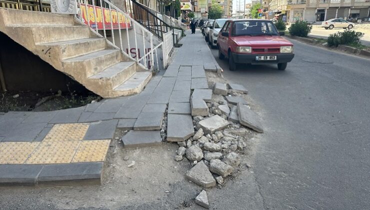 Diyarbakır Hatboyu’nda kaldırım sorunu