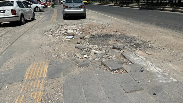 Vatandaşlar kaldırımlardaki tahribatların onarılmasını istiyor