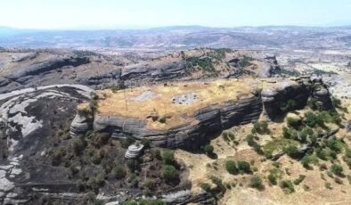 Kefrum Kalesi tarihine rağmen unutulmuş durumda