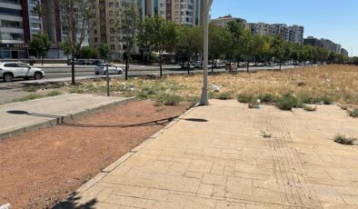 Diyarbakır’da kaldırım hatası görenleri hayrete düşürdü!