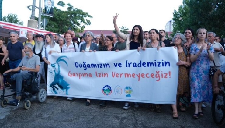 Munzur Festivali’nde yürüyüş düzenlendi