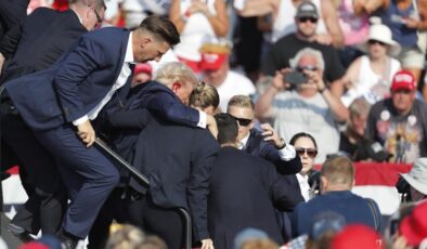 Trump: “Ölmüş olmam gerekiyordu”