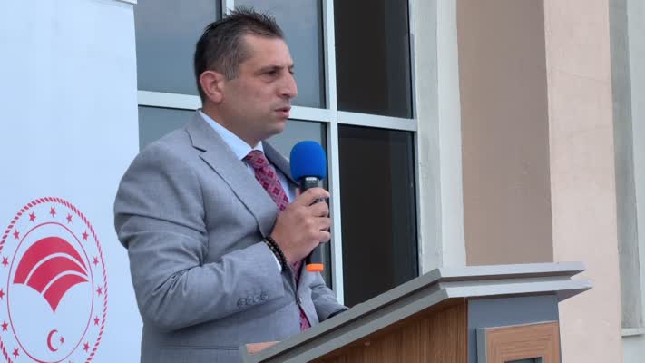 15 köye hayvanların su ihtiyacını gidermek için 96 sıvat dağıtıldı