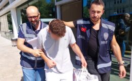 19 yaşındaki genç, uyuşturucu bağımlısı babasını ağır yaraladı