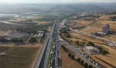 9 aracın karıştığı zincirleme trafik kazasında 7 kişi yaralandı