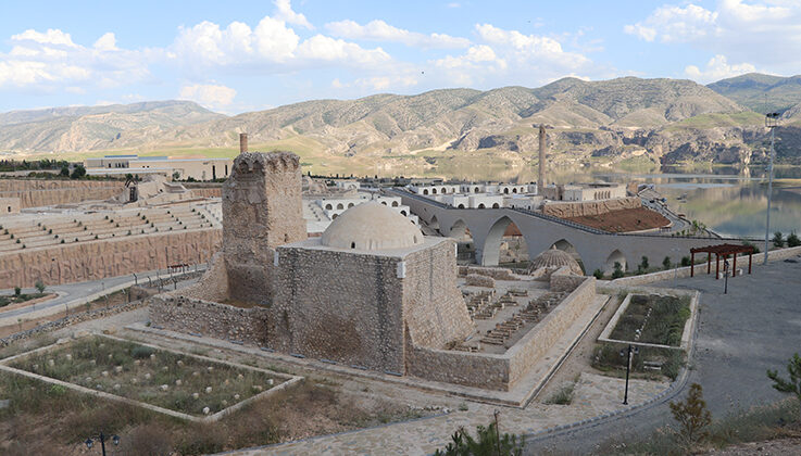Hasankeyf’te Arkeopark ve Şahap Vadisi’ndeki çalışmaların yüzde 98’i tamamlandı