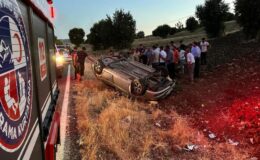 Adıyaman’da kontrolden çıkan otomobil tarlaya uçtu
