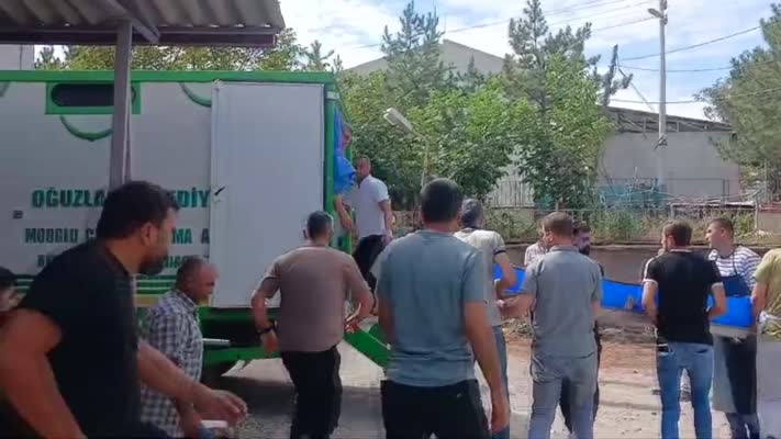 Baba ve oğlunun cenazesi çorum’da toprağa verildi