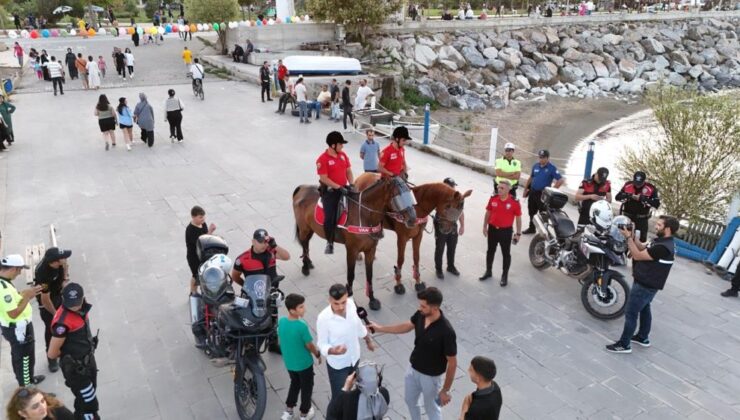 Atlı birlikler, Tatvan sahilinde devriye görevi yaptı