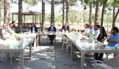 Rektör Çelik, “Kanal İstanbul gibi çılgın projelerle üniversiteye çağ atlatacağız”