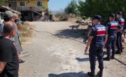 Bağlandığı kamyonetin peşinde sürüklenen köpek tedaviye alındı